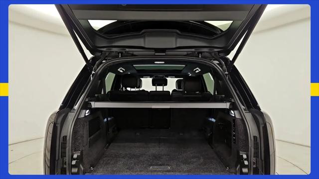 2025 Land Rover Range Rover P400 SE 7 Seat