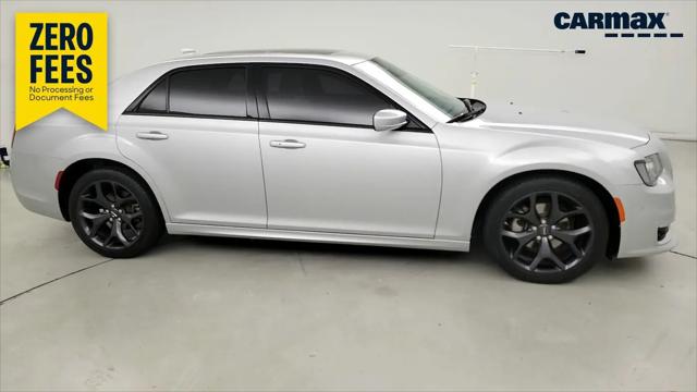 2023 Chrysler 300 Touring L