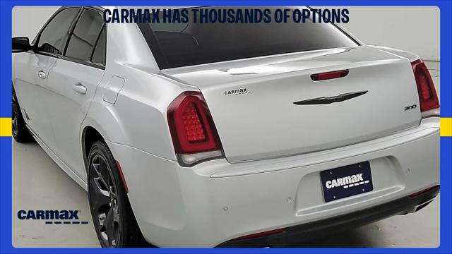 2023 Chrysler 300 Touring L