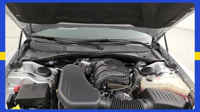 2023 Chrysler 300 Touring L