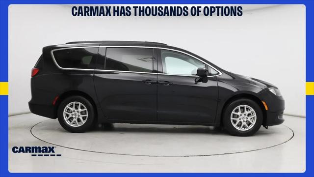 2021 Chrysler Voyager LX