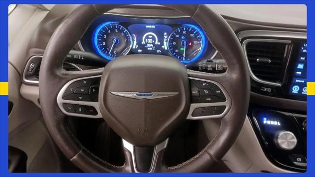 2017 Chrysler Pacifica Touring-L Plus
