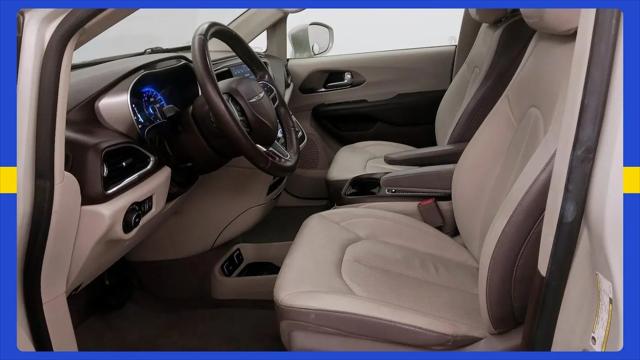 2017 Chrysler Pacifica Touring-L Plus