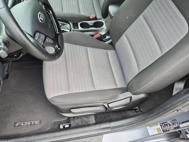 2017 Kia Forte S