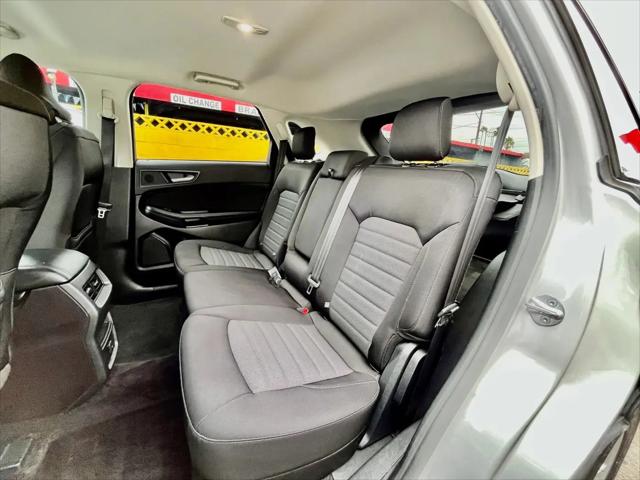 2017 Ford Edge SE