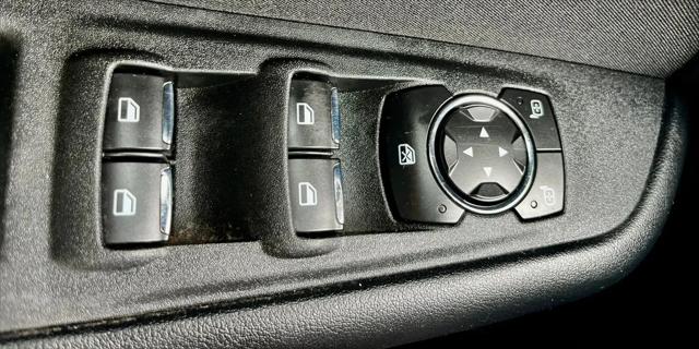 2017 Ford Edge SE