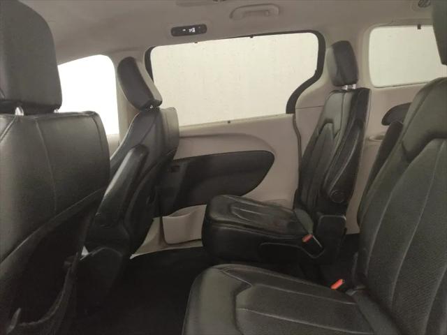 2020 Chrysler Pacifica Touring L