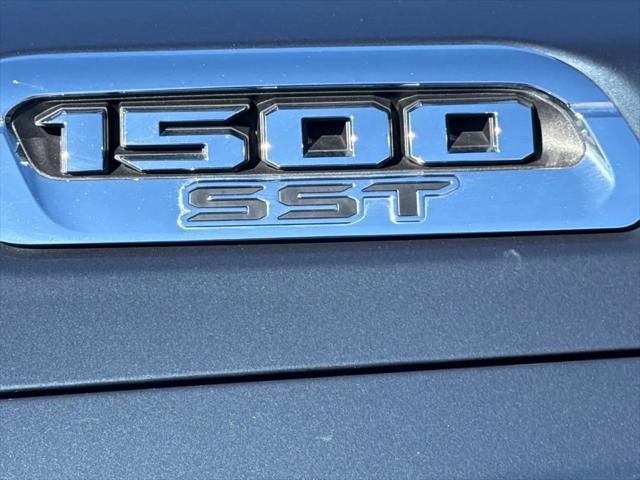2025 Ram 1500 Big Horn Crew Cab 4x4 57 Box