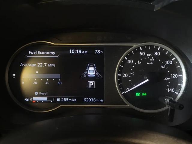 2021 Nissan Versa SV Xtronic CVT