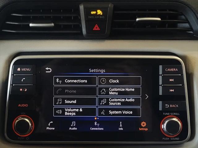 2021 Nissan Versa SV Xtronic CVT