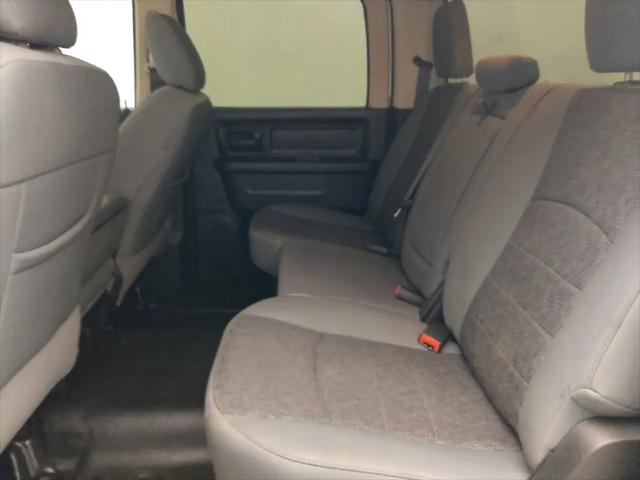 2019 Ram 1500 Classic Tradesman Crew Cab 4x4 64 Box