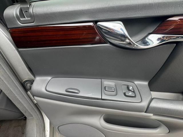 2005 Cadillac DeVille DTS
