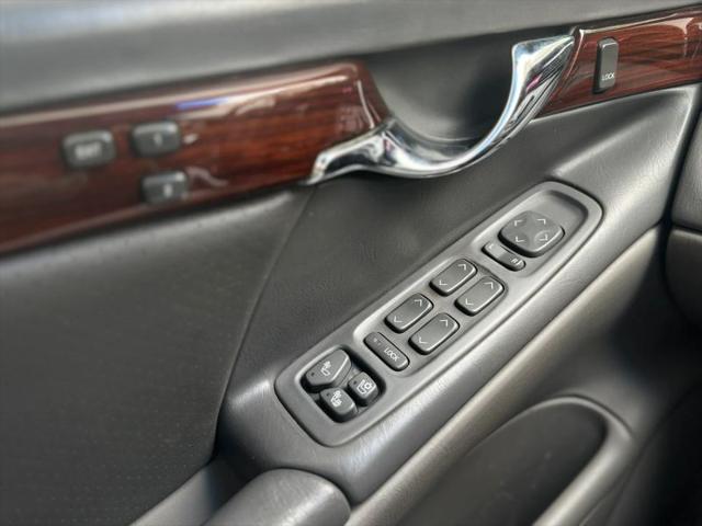 2005 Cadillac DeVille DTS