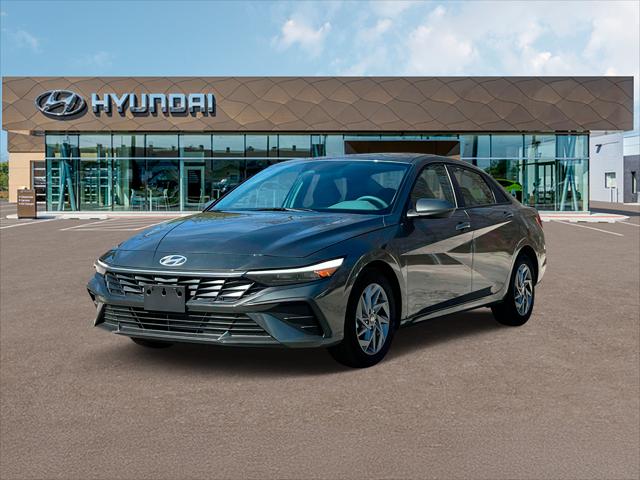 2024 Hyundai Elantra SEL for sale near CHILLICOTHE, OH