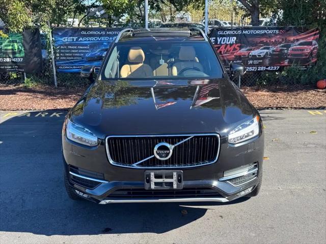 2017 Volvo XC90 T6 Momentum