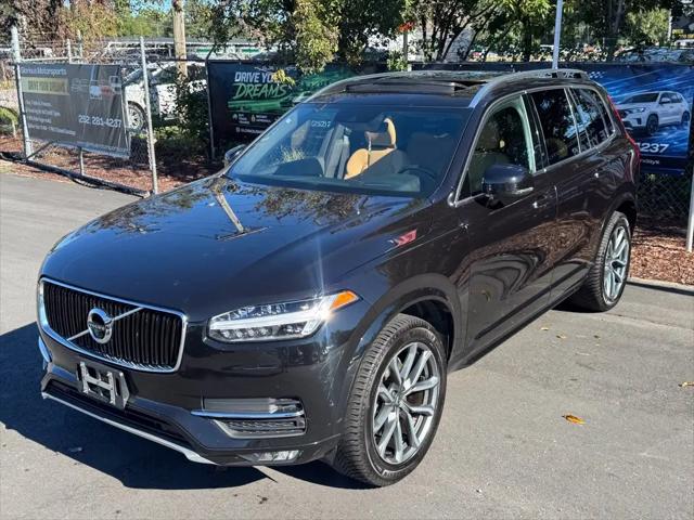 2017 Volvo XC90 T6 Momentum