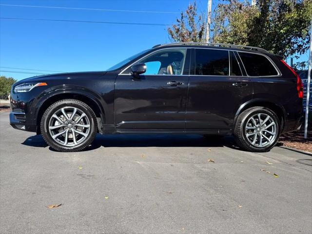 2017 Volvo XC90 T6 Momentum