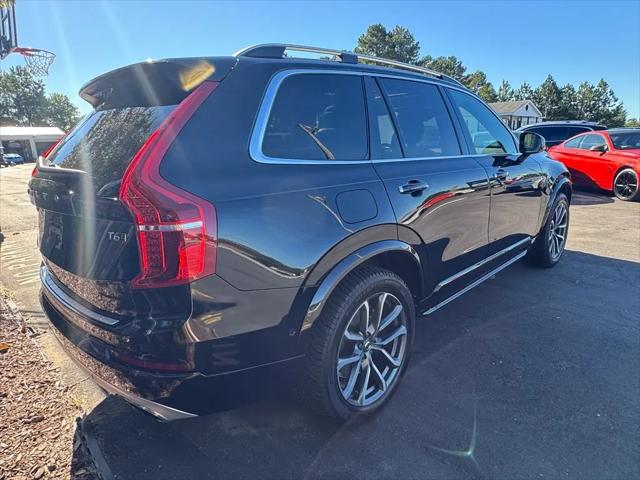 2017 Volvo XC90 T6 Momentum