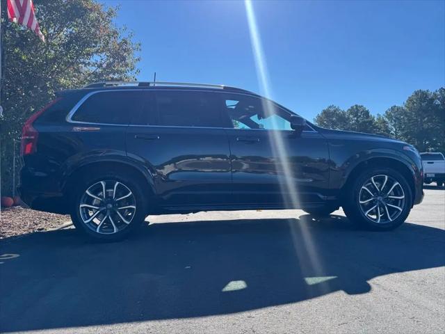 2017 Volvo XC90 T6 Momentum