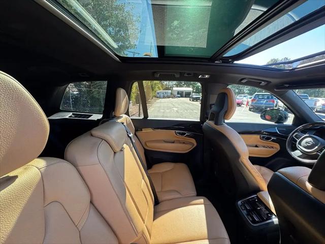 2017 Volvo XC90 T6 Momentum