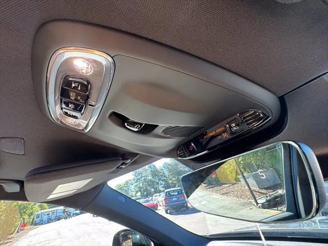 2017 Volvo XC90 T6 Momentum