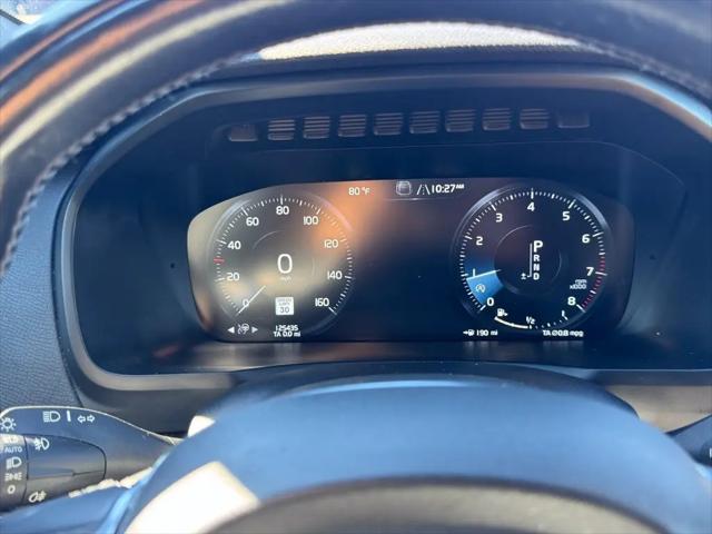 2017 Volvo XC90 T6 Momentum