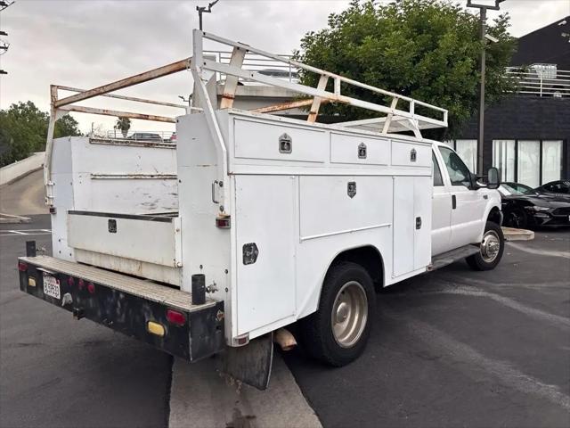 1999 Ford F-550 XLT