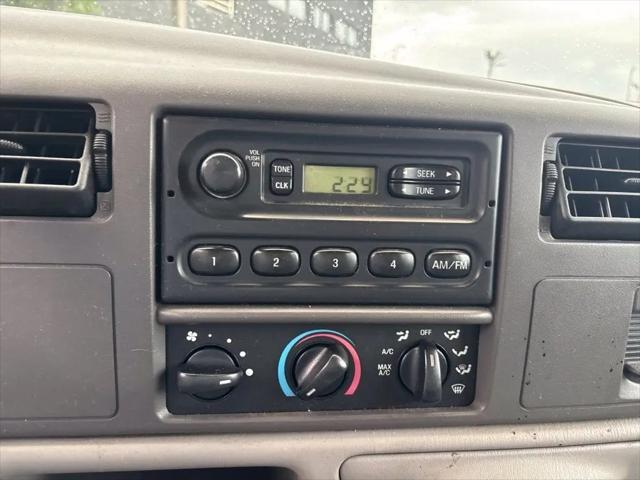 1999 Ford F-550 XLT