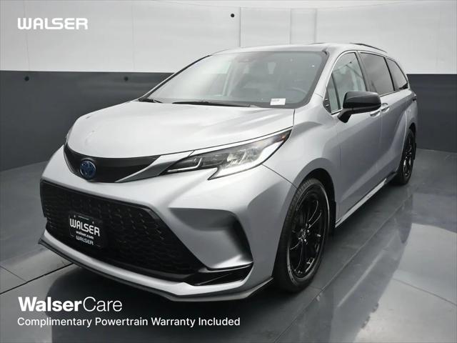 2022 Toyota Sienna XSE for sale in White Bear Lake, MN