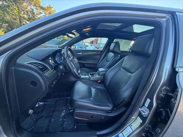 2011 Chrysler 300 Limited