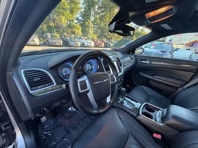 2011 Chrysler 300 Limited
