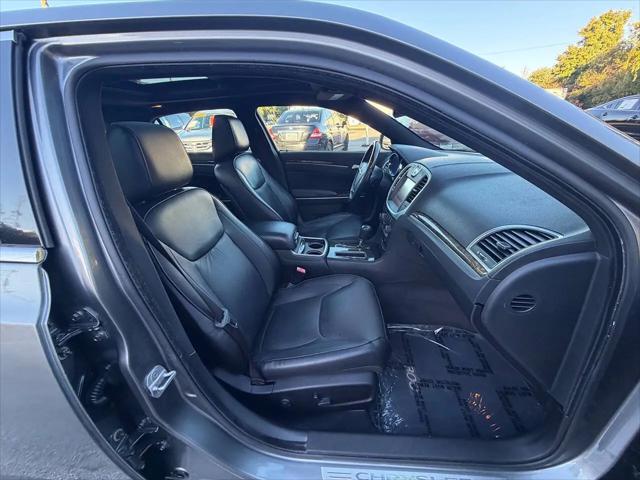 2011 Chrysler 300 Limited