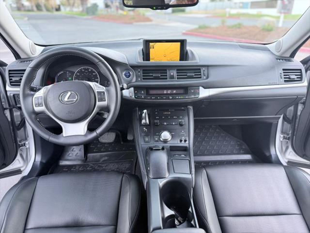 2012 Lexus CT 200h Premium