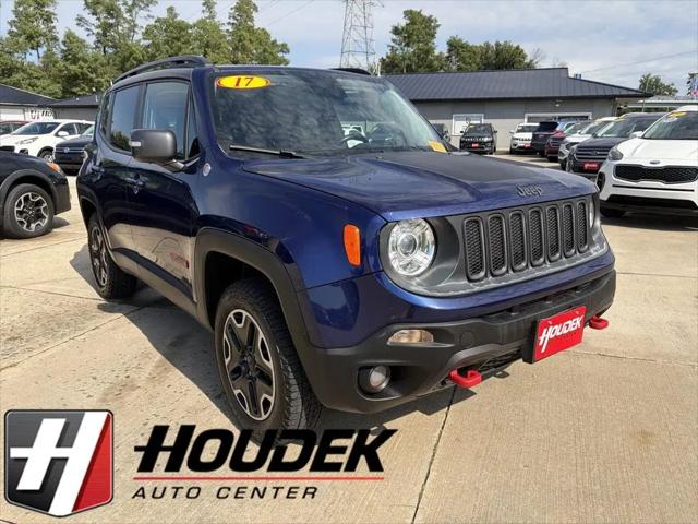2017 Jeep Renegade Trailhawk 4x4 for sale in Marion, IA