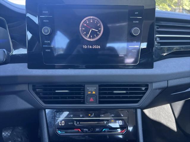 2025 Volkswagen Jetta 1.5T SE