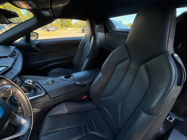 2019 BMW i8 Roadster