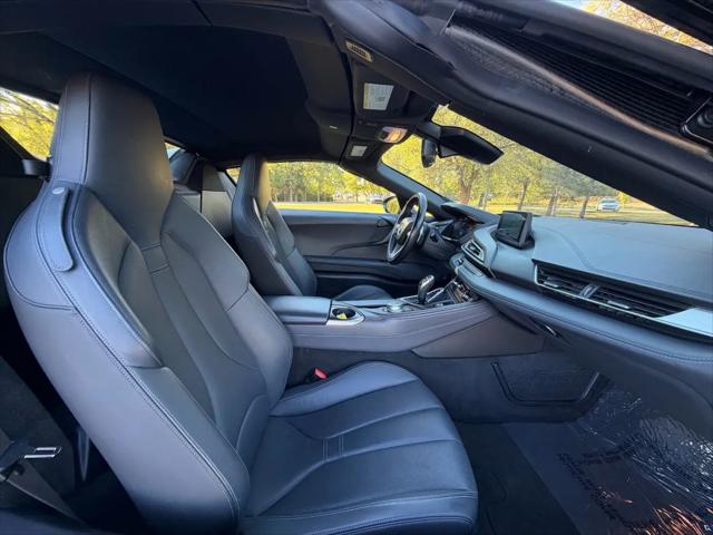 2019 BMW i8 Roadster