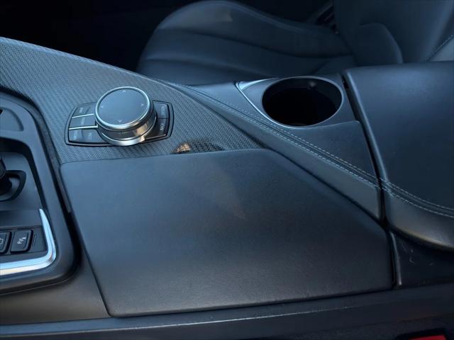 2019 BMW i8 Roadster