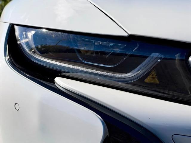 2019 BMW i8 Roadster
