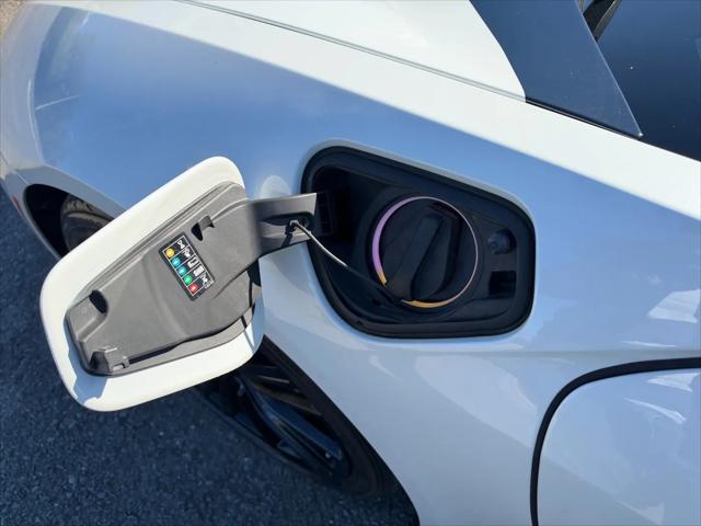 2019 BMW i8 Roadster