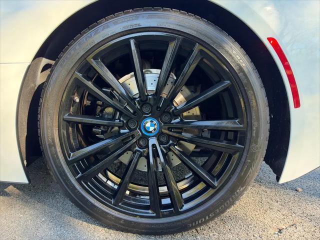 2019 BMW i8 Roadster
