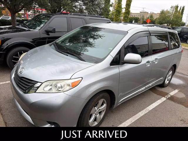 2013 Toyota Sienna LE V6 8 Passenger for sale in Murfreesboro, TN