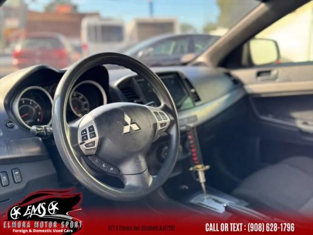 2013 Mitsubishi Lancer SE