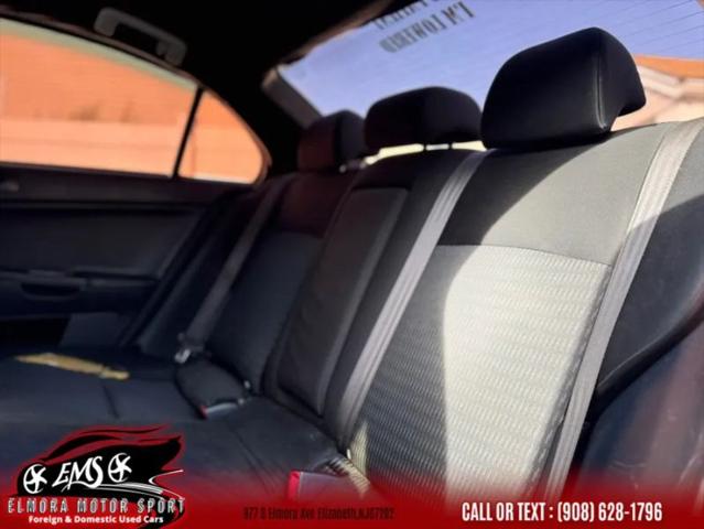 2013 Mitsubishi Lancer SE