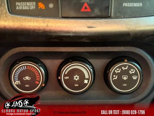 2013 Mitsubishi Lancer SE