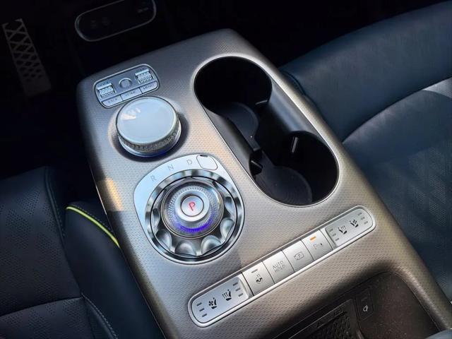 2024 Genesis GV60 Performance AWD
