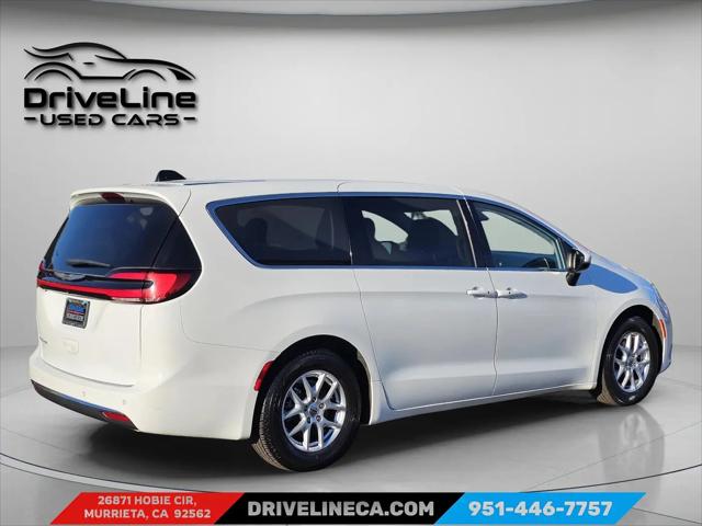 2023 Chrysler Pacifica Touring L