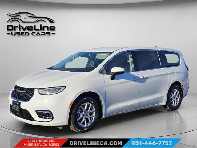 2023 Chrysler Pacifica Touring L