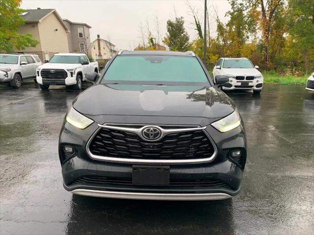 2021 Toyota Highlander Platinum