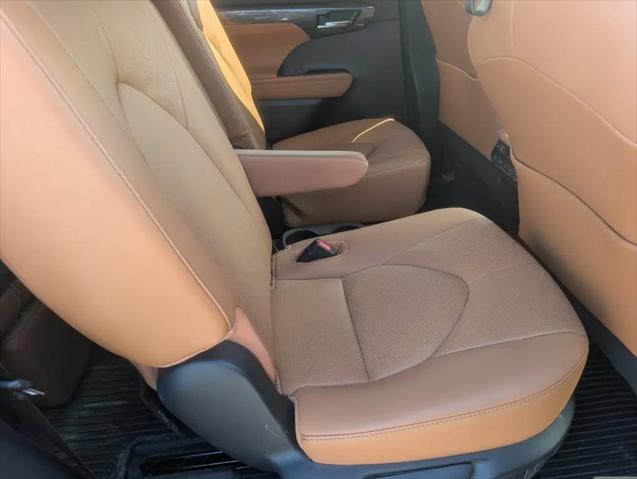 2020 Toyota Highlander Platinum
